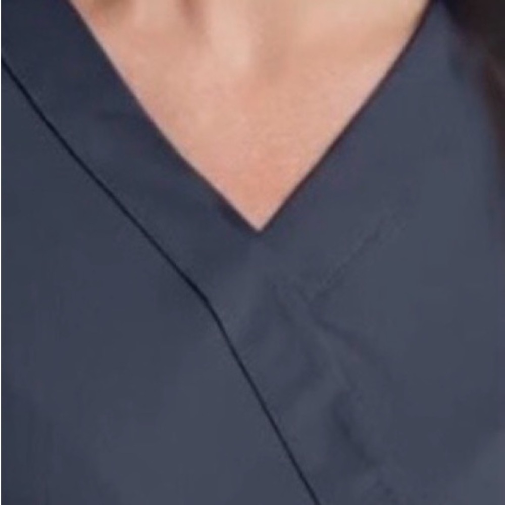 (2-piece set) Grey’s Anatomy LARGE Steel Grey scrub set. V-Neck Top with pant.
